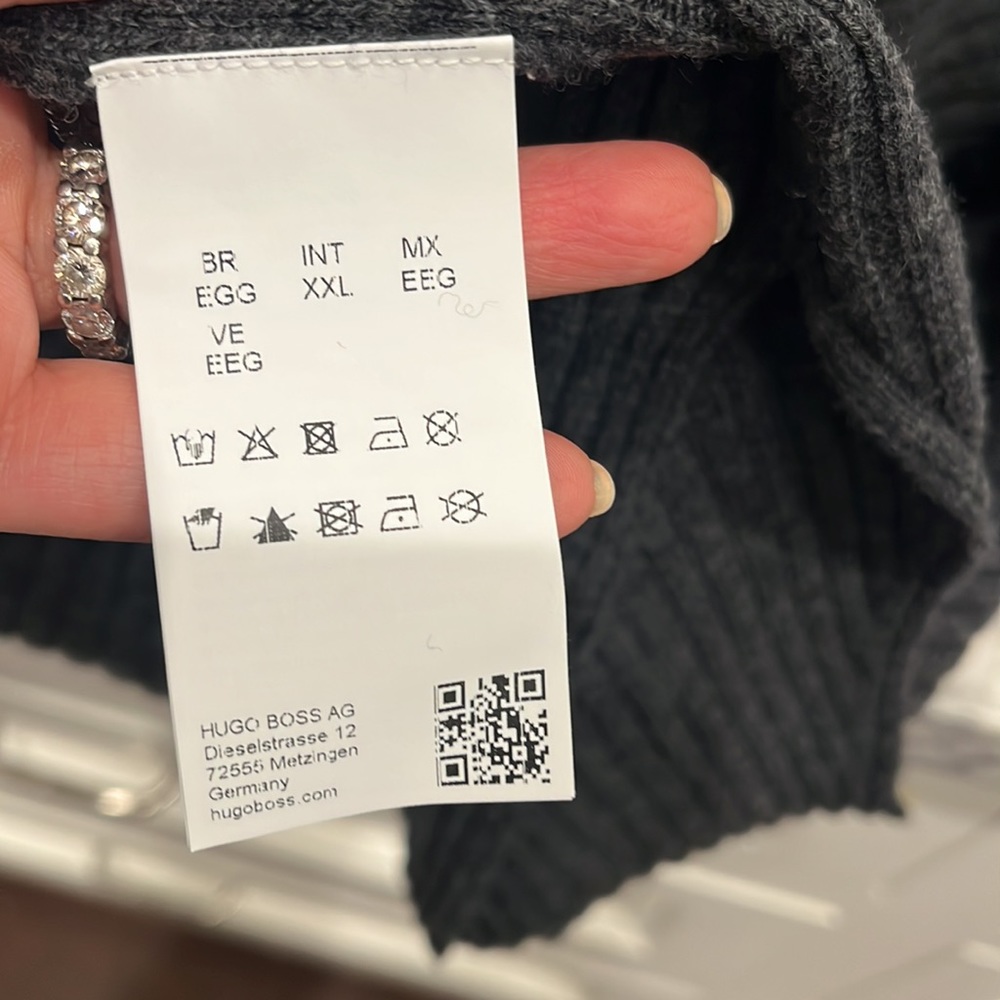 BOSS Sweater - Picture 5 of 5